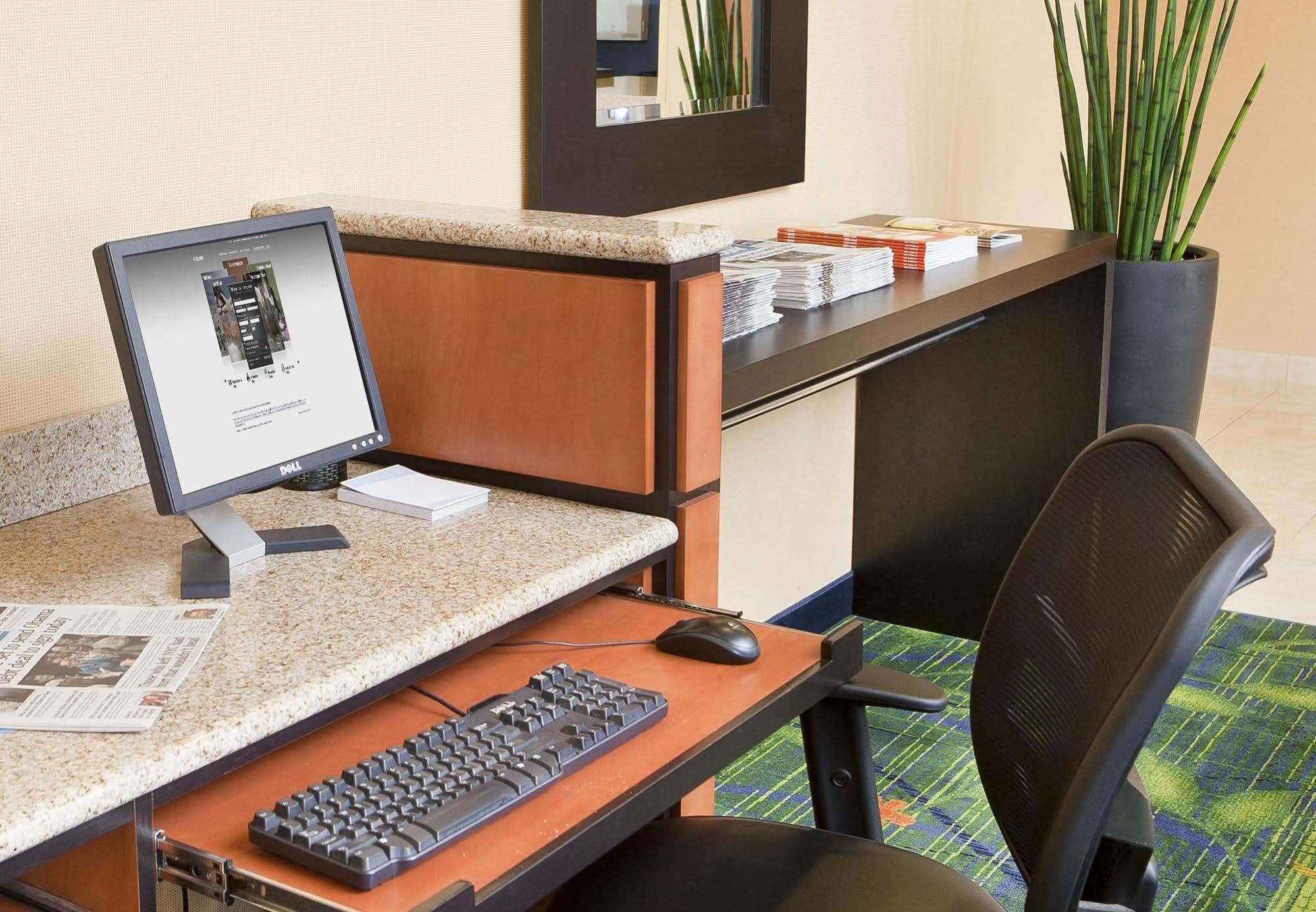Fairfield Inn By Marriott Forsyth Decatur Perniagaan gambar